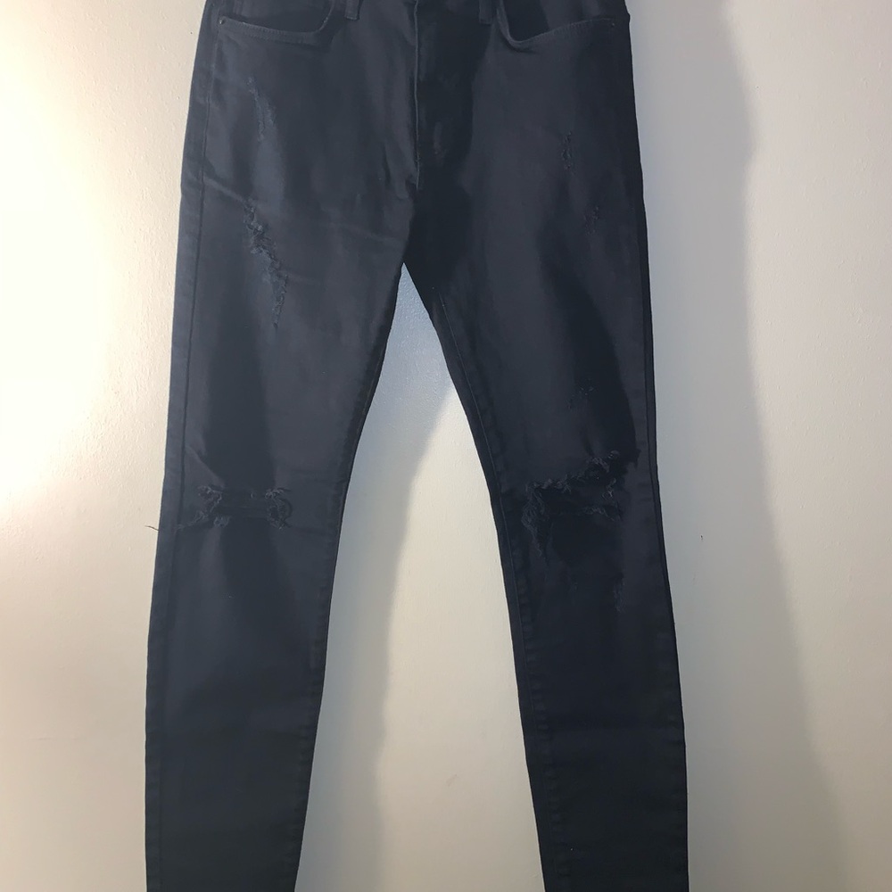 Forever 21 Men's Black Distressed Skinny Jeans